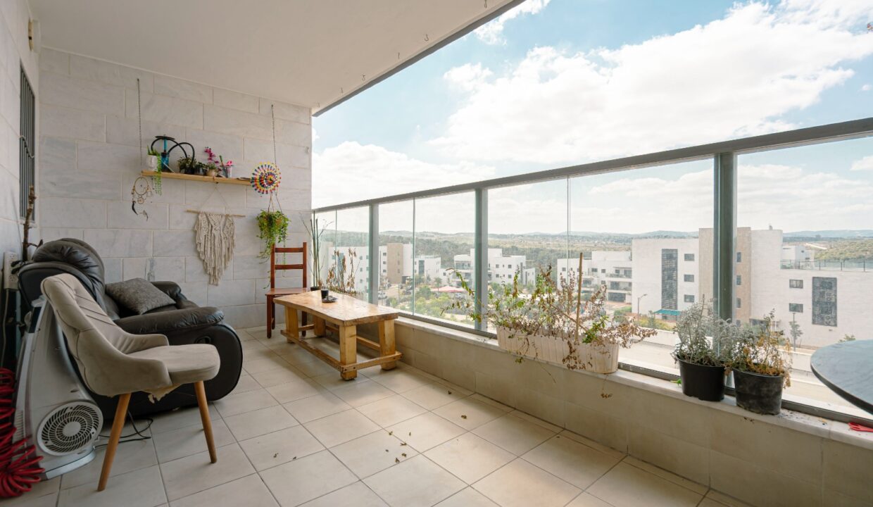 WhatsApp Image 2025-08-19 at 13.34.39 (1)