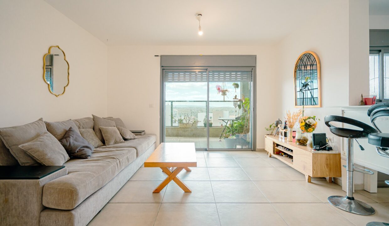 WhatsApp Image 2025-08-19 at 13.34.40