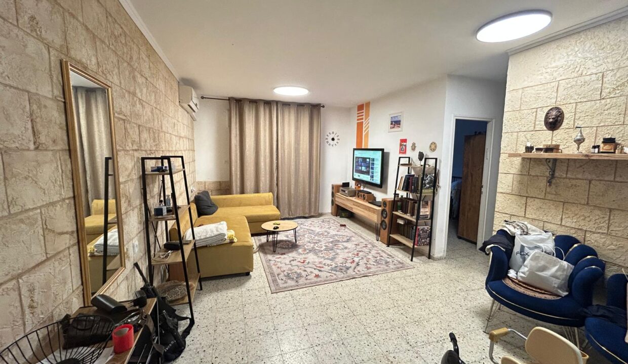 WhatsApp Image 2025-08-25 at 10.01.13