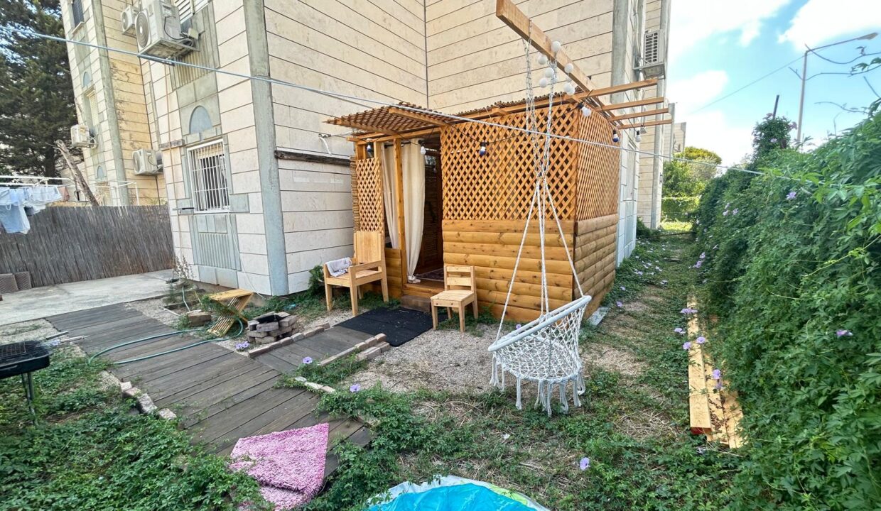 WhatsApp Image 2025-08-25 at 10.01.13 (4)