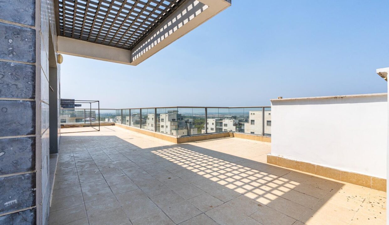 WhatsApp Image 2025-08-25 at 10.02.49