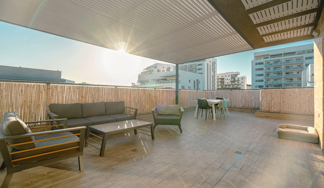 WhatsApp Image 2025-08-27 at 11.30.30 (2)