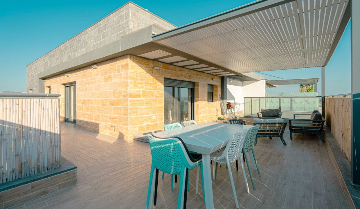 WhatsApp Image 2025-08-27 at 11.30.31