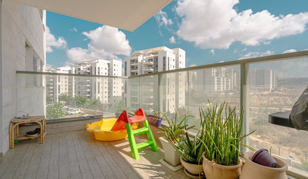 WhatsApp Image 2025-09-04 at 10.06.04 (1)