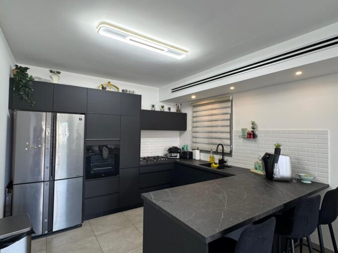 למכירה בחריש דירת 5 חדרים בשכונת אבני חן