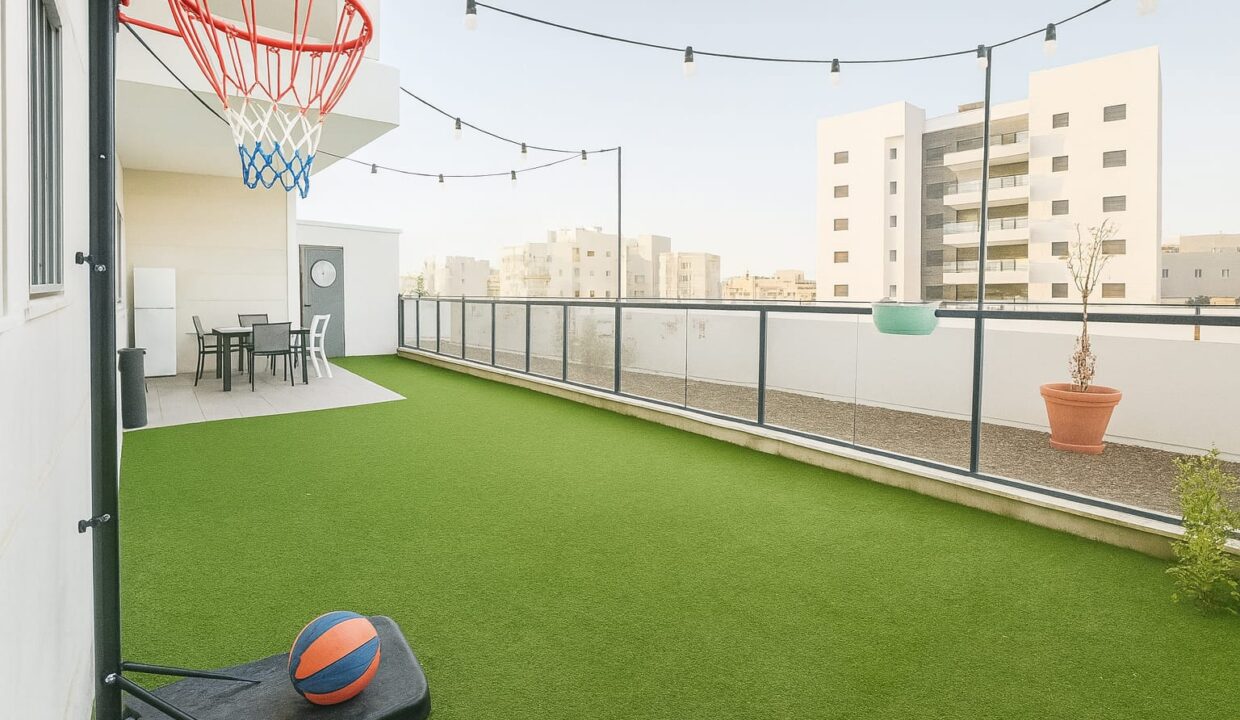 WhatsApp Image 2025-09-15 at 10.18.56 (4)