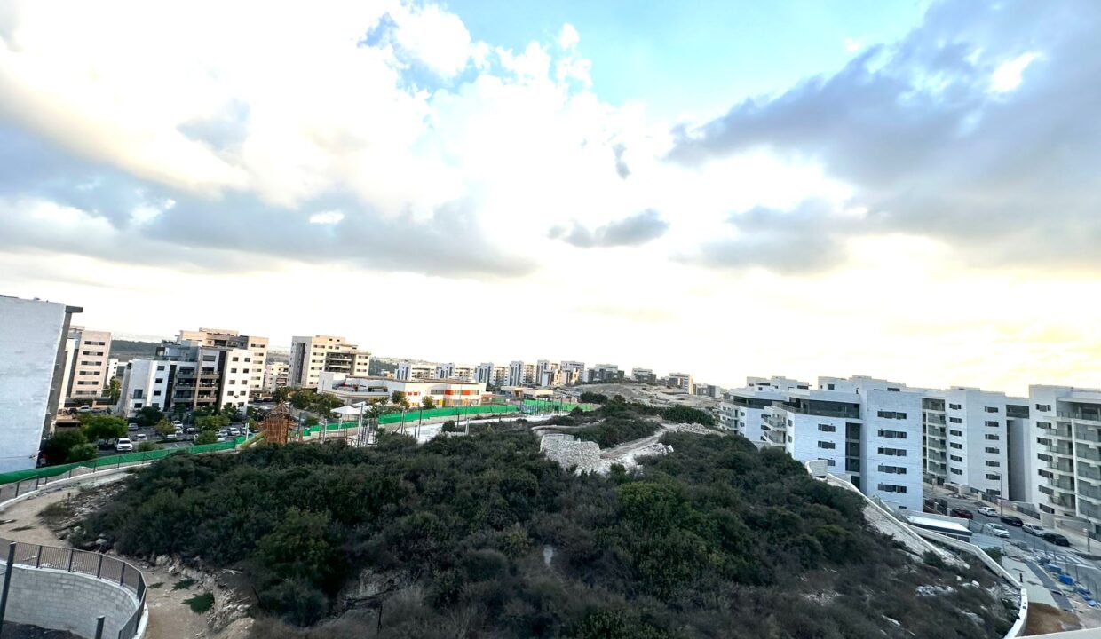 WhatsApp Image 2025-09-17 at 12.21.49 (2)