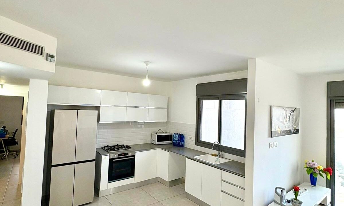 WhatsApp Image 2025-09-26 at 12.44.42 (2)