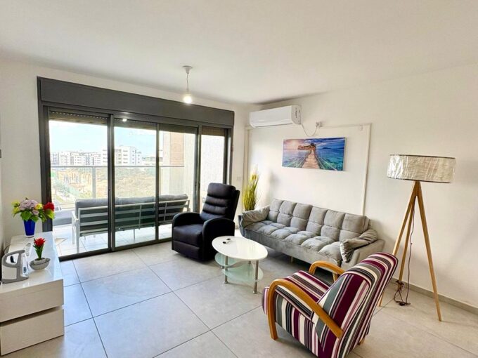 למכירה בחריש דירת 4 חדרים בשכונת הפרחים