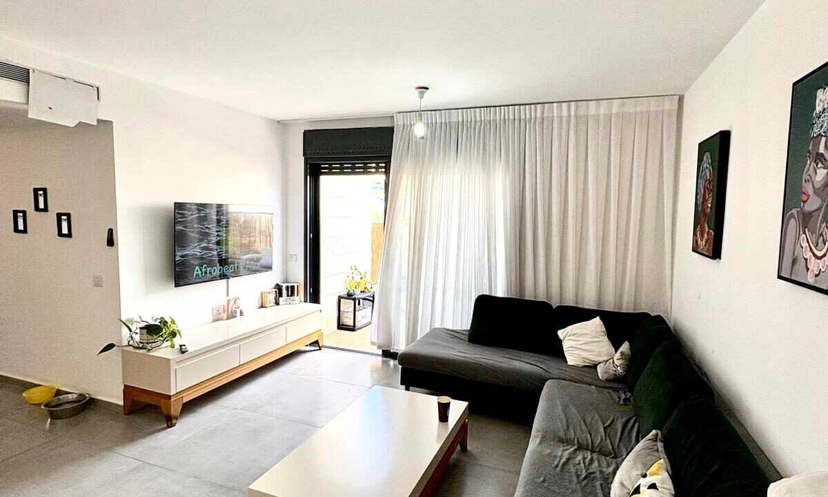 WhatsApp Image 2025-09-26 at 12.46.29 (1)