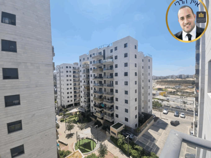 למכירה בחריש דירת 4 חדרים בשכונת מעו׳׳ף קבלן דונה