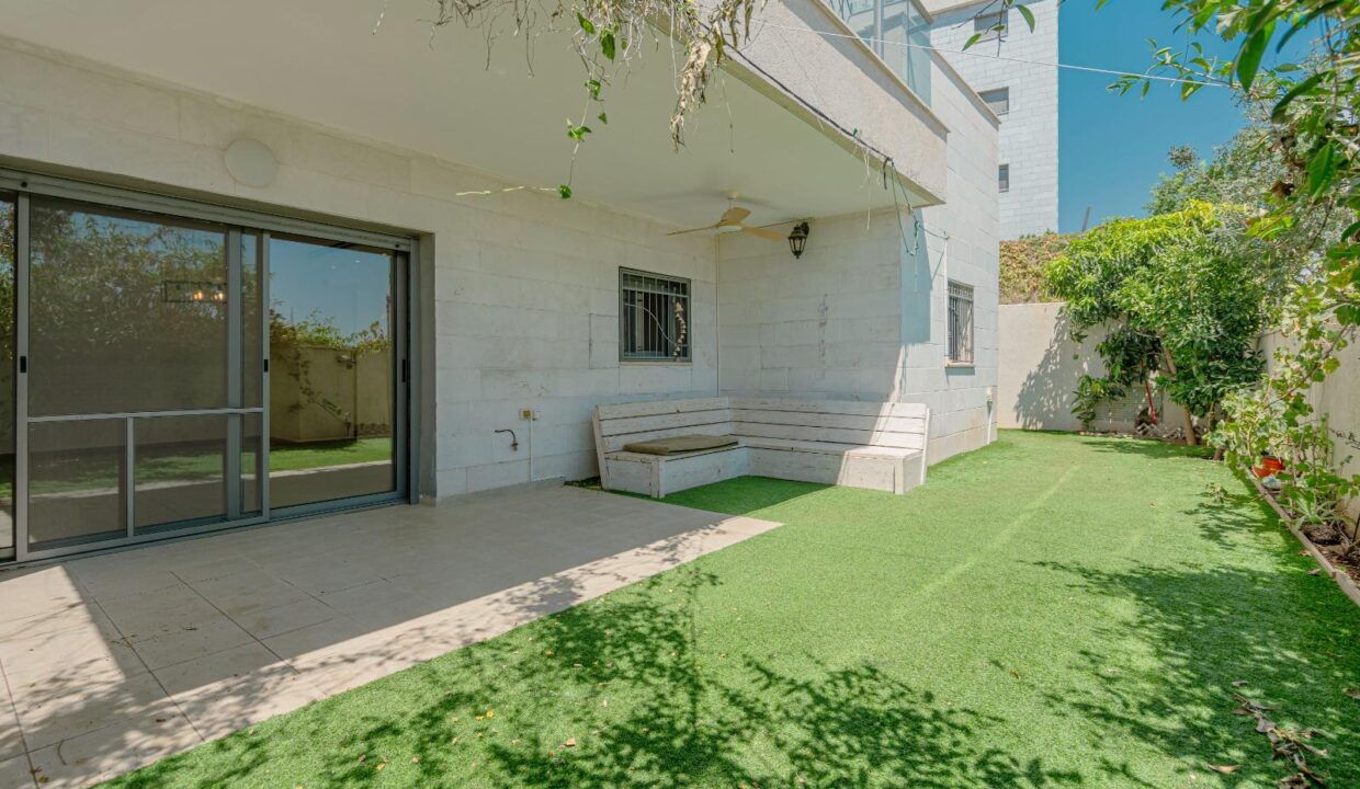 WhatsApp Image 2025-10-23 at 13.18.24 (2)