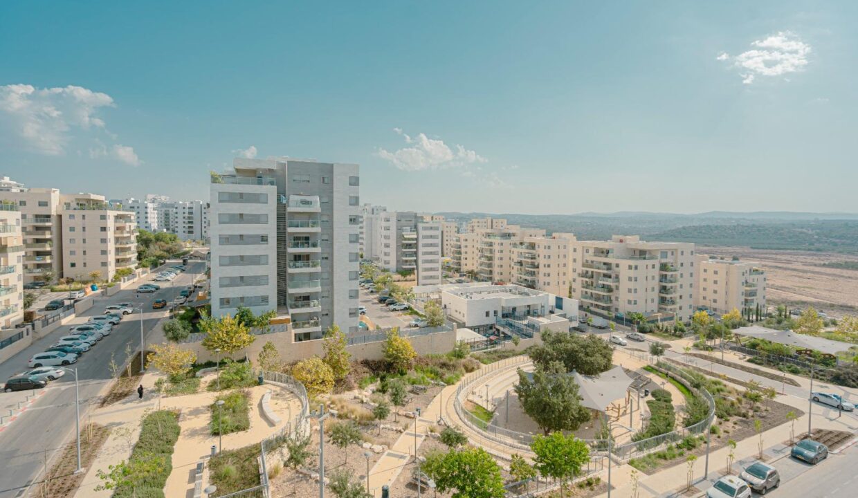 WhatsApp Image 2025-11-05 at 11.54.13 (1)