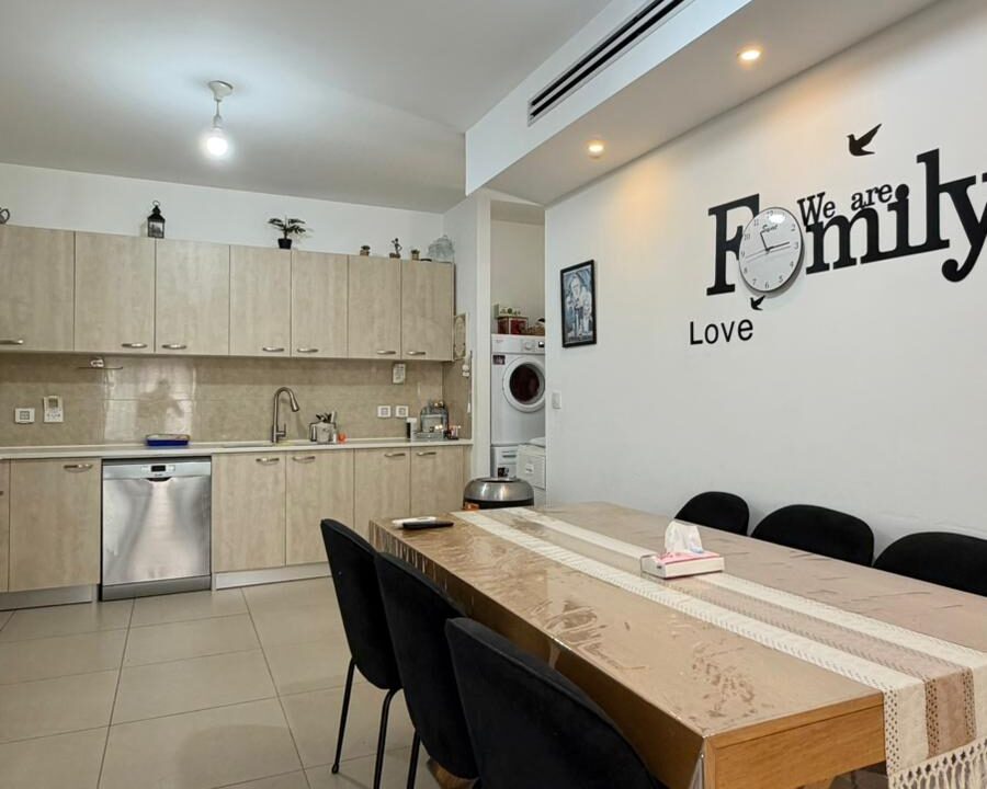 WhatsApp Image 2025-11-10 at 10.04.49 (1)