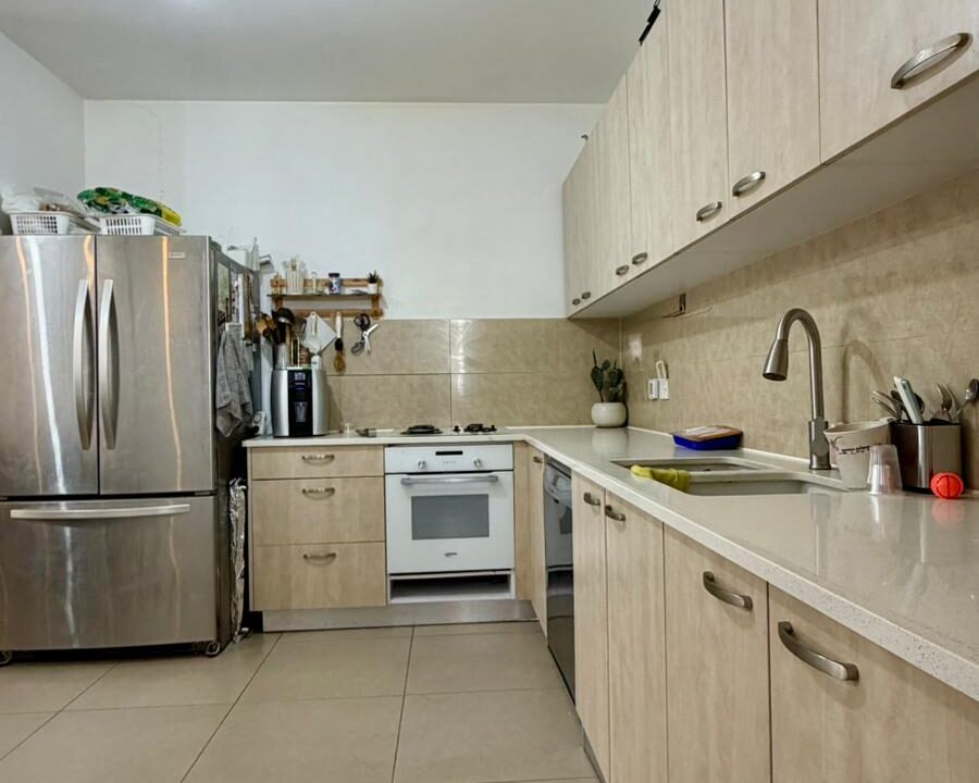 WhatsApp Image 2025-11-10 at 10.04.49 (2)