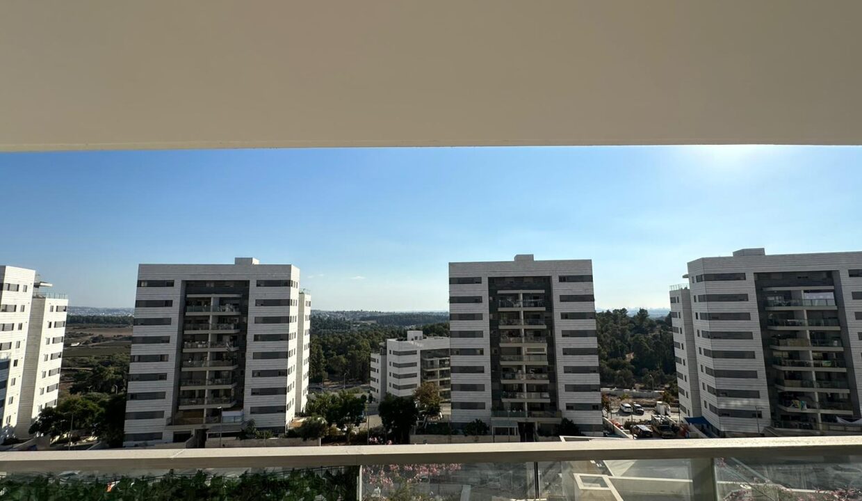 WhatsApp Image 2025-11-17 at 15.28.58 (3)