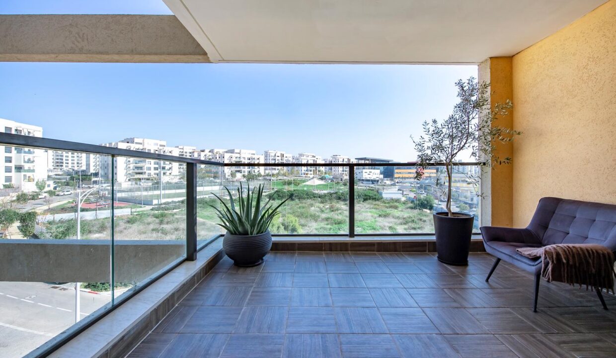 WhatsApp Image 2025-12-02 at 10.24.47 (2)