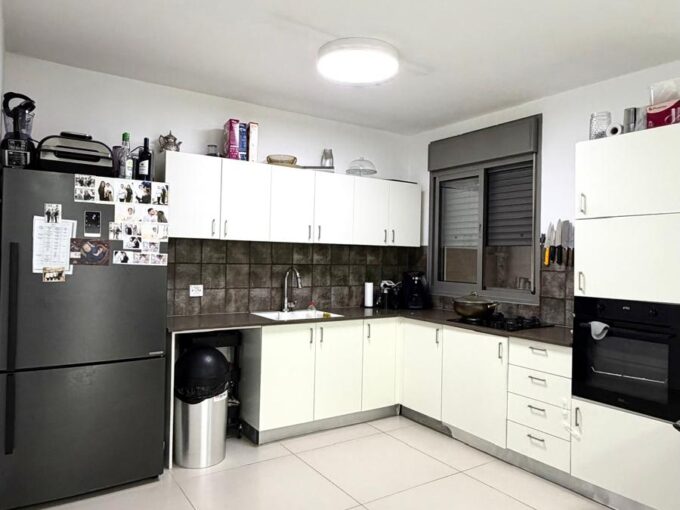 למכירה בחריש דירת 4 חדרים בשכונת החורש