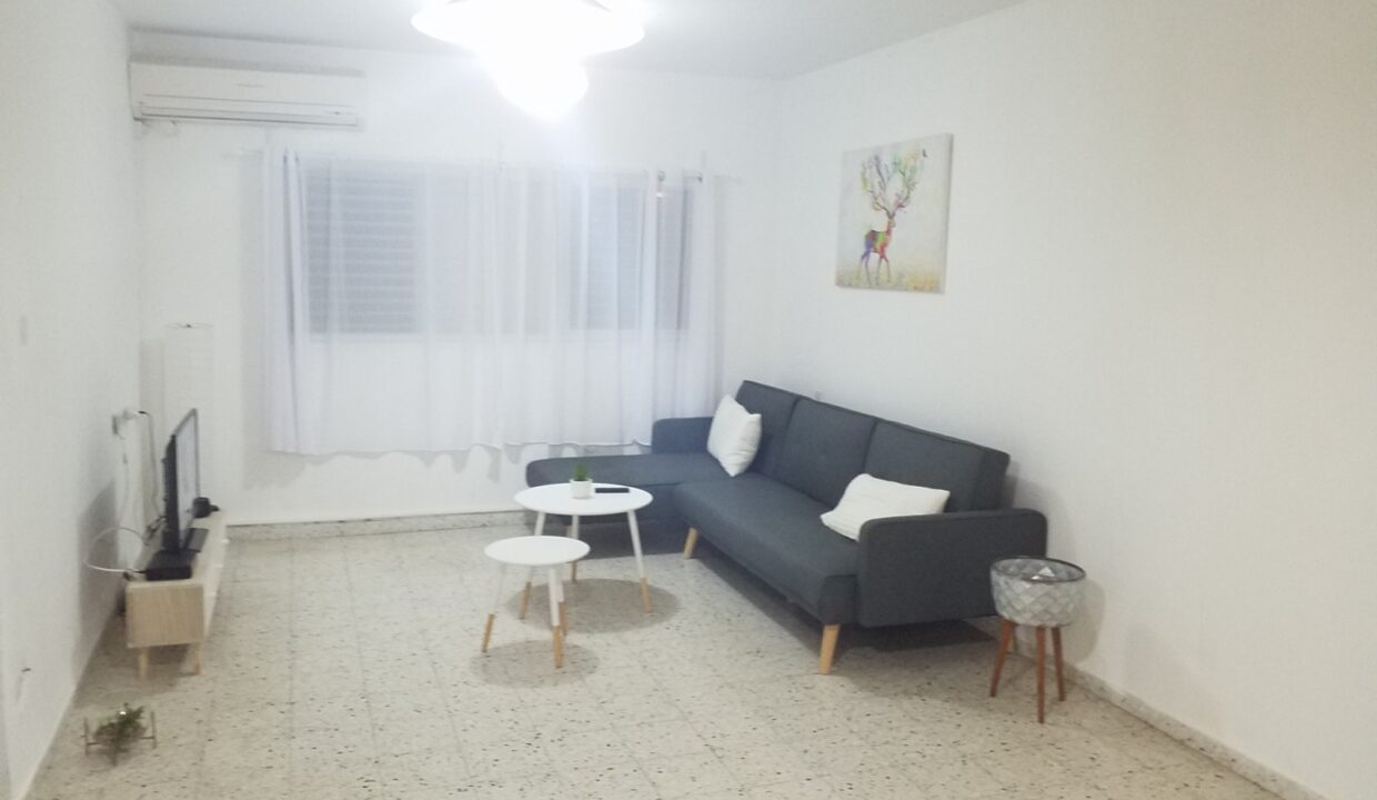 WhatsApp Image 2025-12-02 at 13.43.40