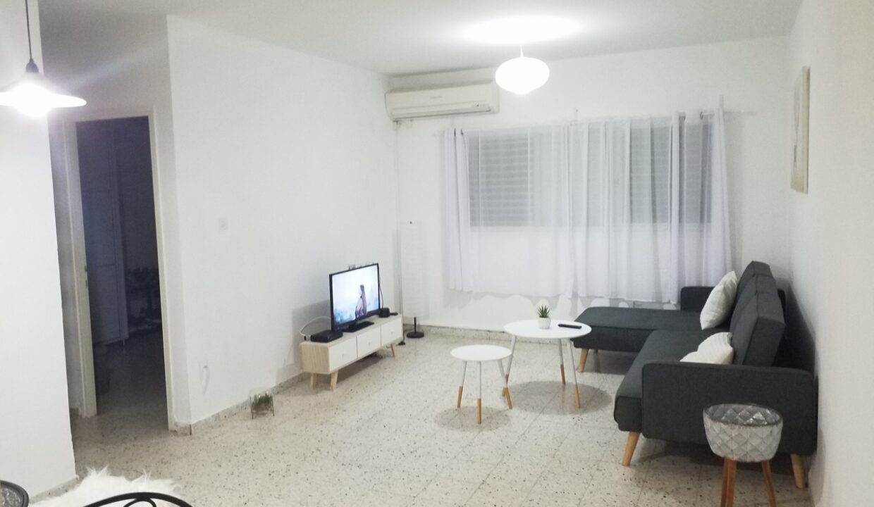 WhatsApp Image 2025-12-02 at 13.43.41