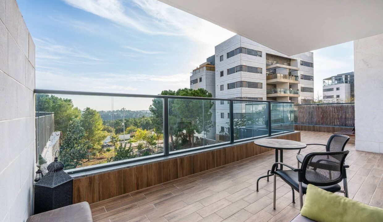 WhatsApp Image 2025-12-09 at 12.41.37 (2)