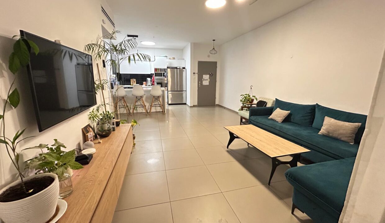 WhatsApp Image 2025-12-10 at 12.00.16 (1)