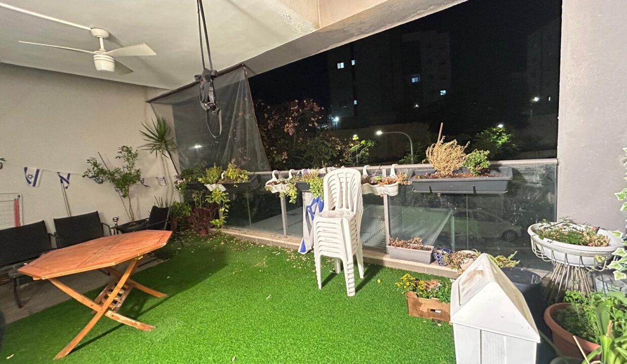 WhatsApp Image 2025-12-10 at 12.00.16