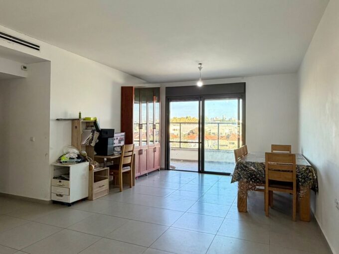 למכירה בחריש דירת 5 חדרים בשכונת החורש