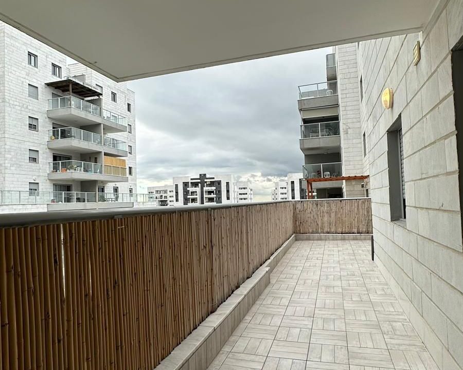 WhatsApp Image 2025-12-29 at 11.29.26 (1)