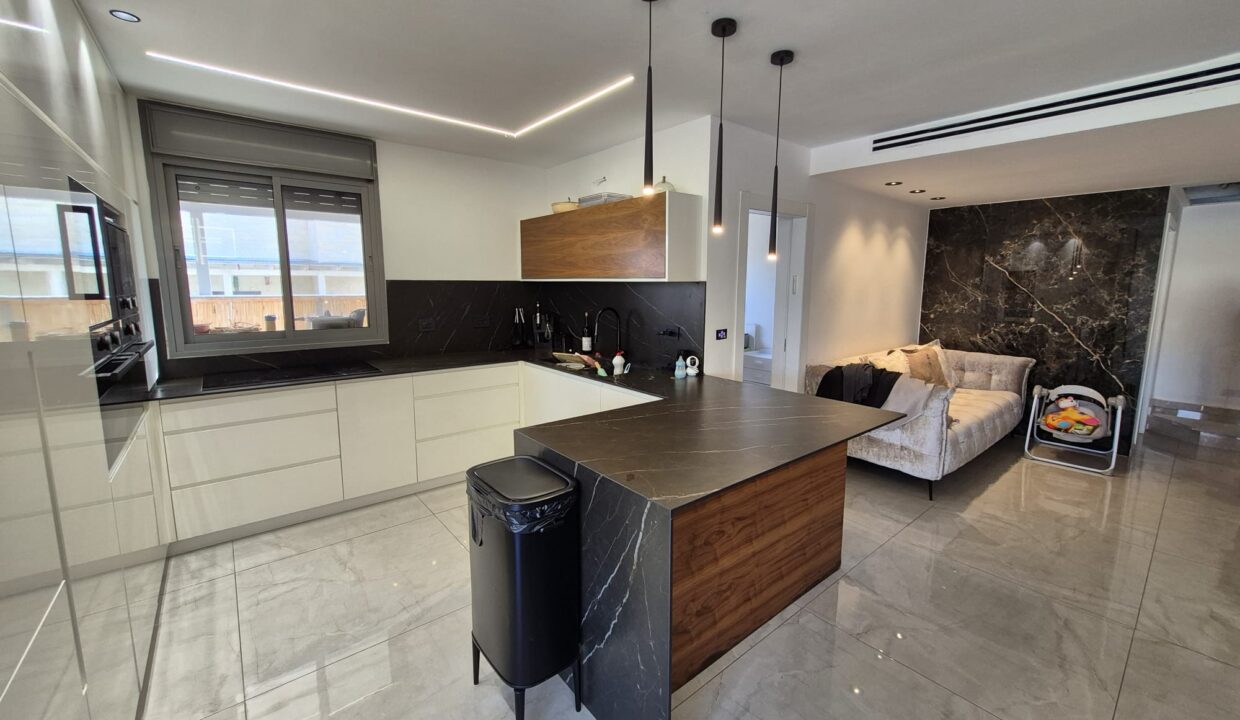 WhatsApp Image 2026-01-05 at 14.22.26