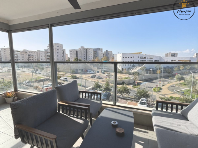 למכירה בחריש דירת 4 חדרים בשכונת החורש קבלן רייסדור