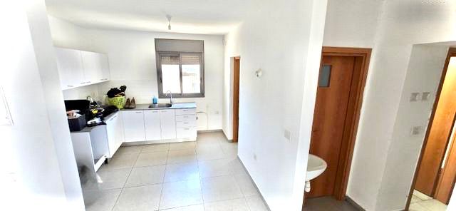 למכירה בחריש דירת 3 חדרים בשכונת החורש