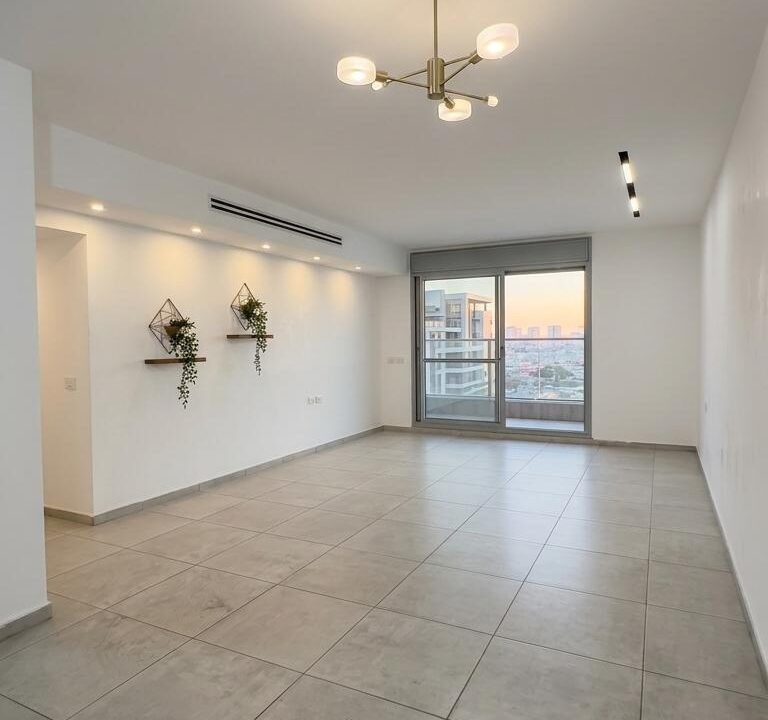 WhatsApp Image 2026-03-19 at 12.04.29 (2)