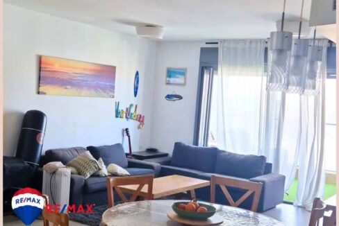 להשכרה בחריש דירת 4 חדרים בשכונת הפרחים